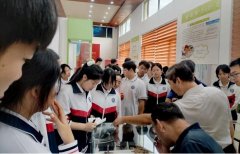 “绿水青山”变身新鲜教具 天津大中小动打制沉